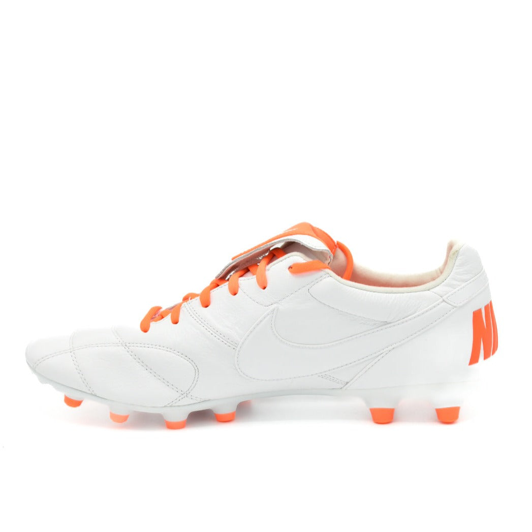 THE NIKE PREMIER II FG
