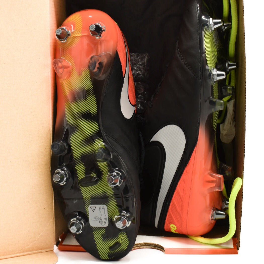 NIKE TIEMPO LEGEND VI ELITE SG-PRO 819680-018