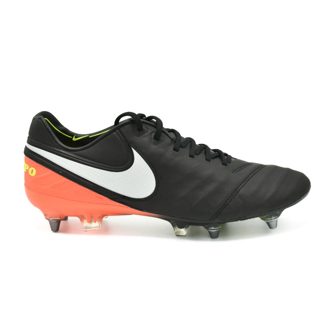 NIKE TIEMPO LEGEND VI ELITE SG-PRO 819680-018
