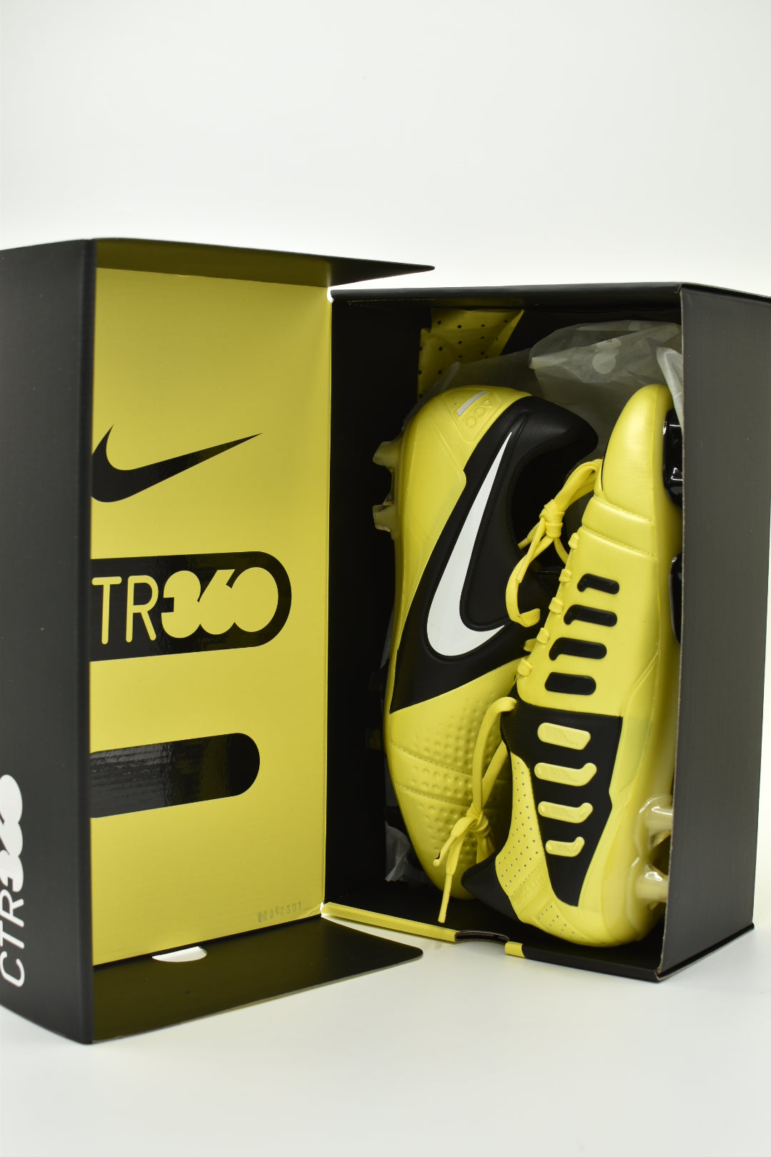 NIKE CTR360 MAESTRI III FG SE 'REMAKE'
