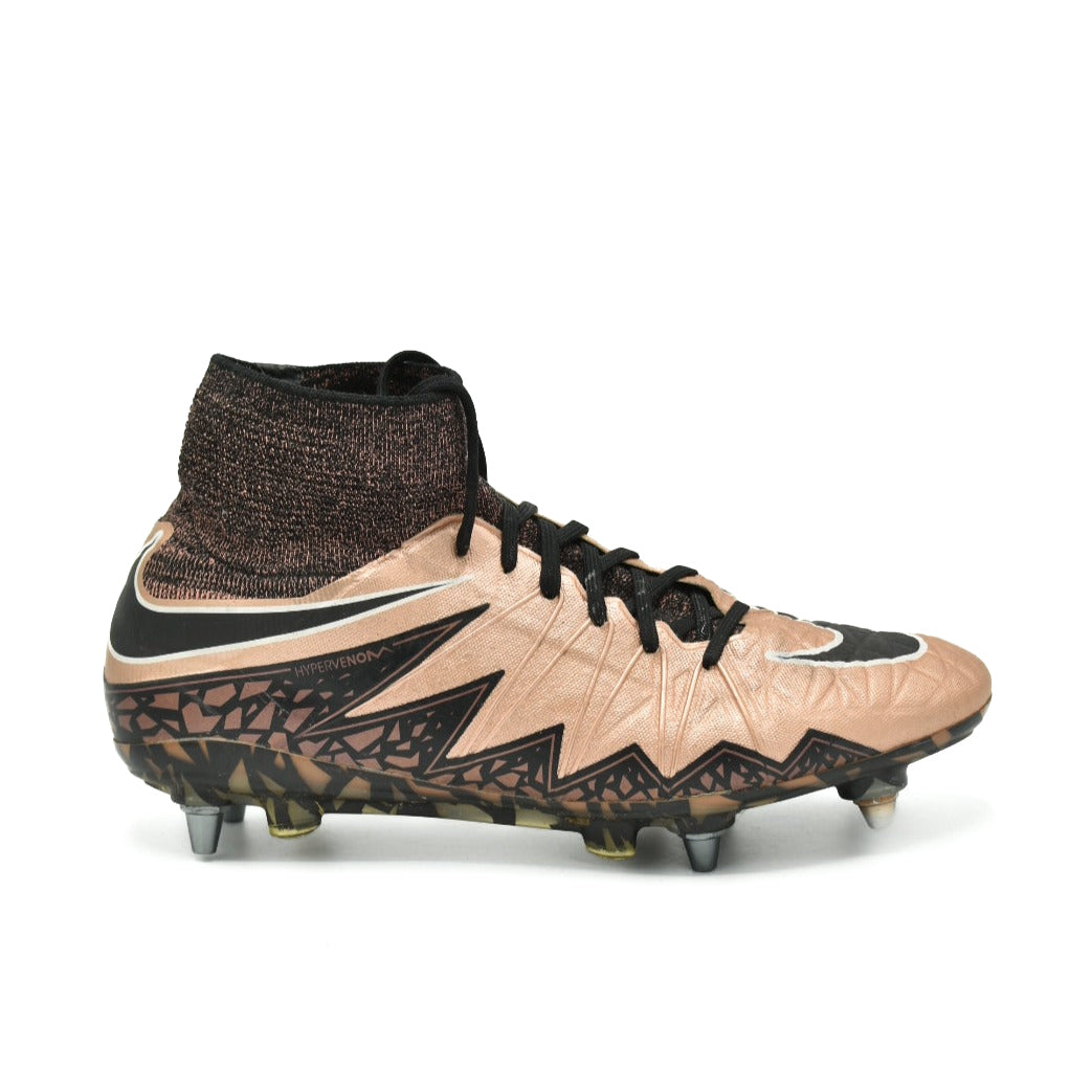 NIKE HYPERVENOM PHANTOM II SG-PRO 74789-904
