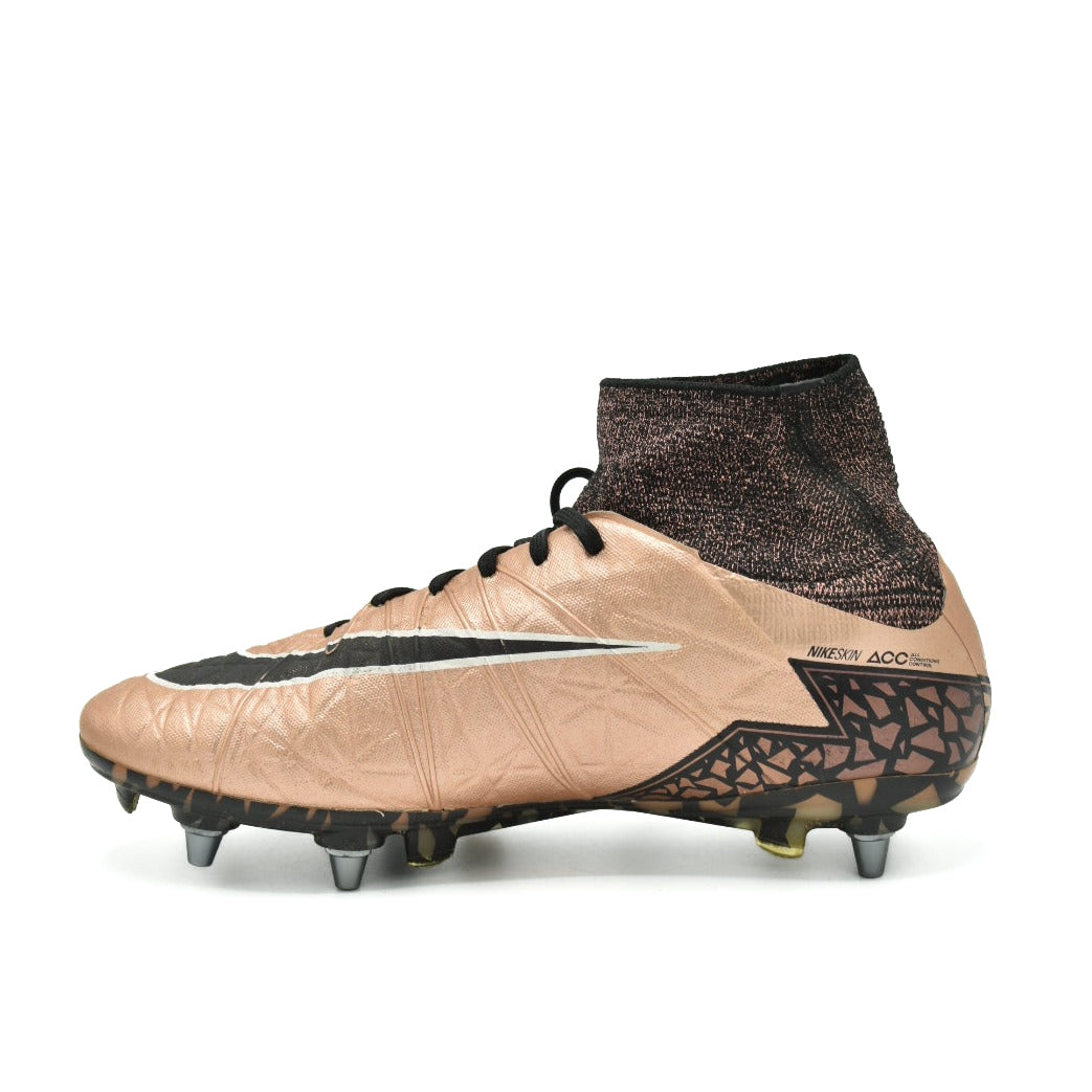 NIKE HYPERVENOM PHANTOM II SG-PRO 74789-904