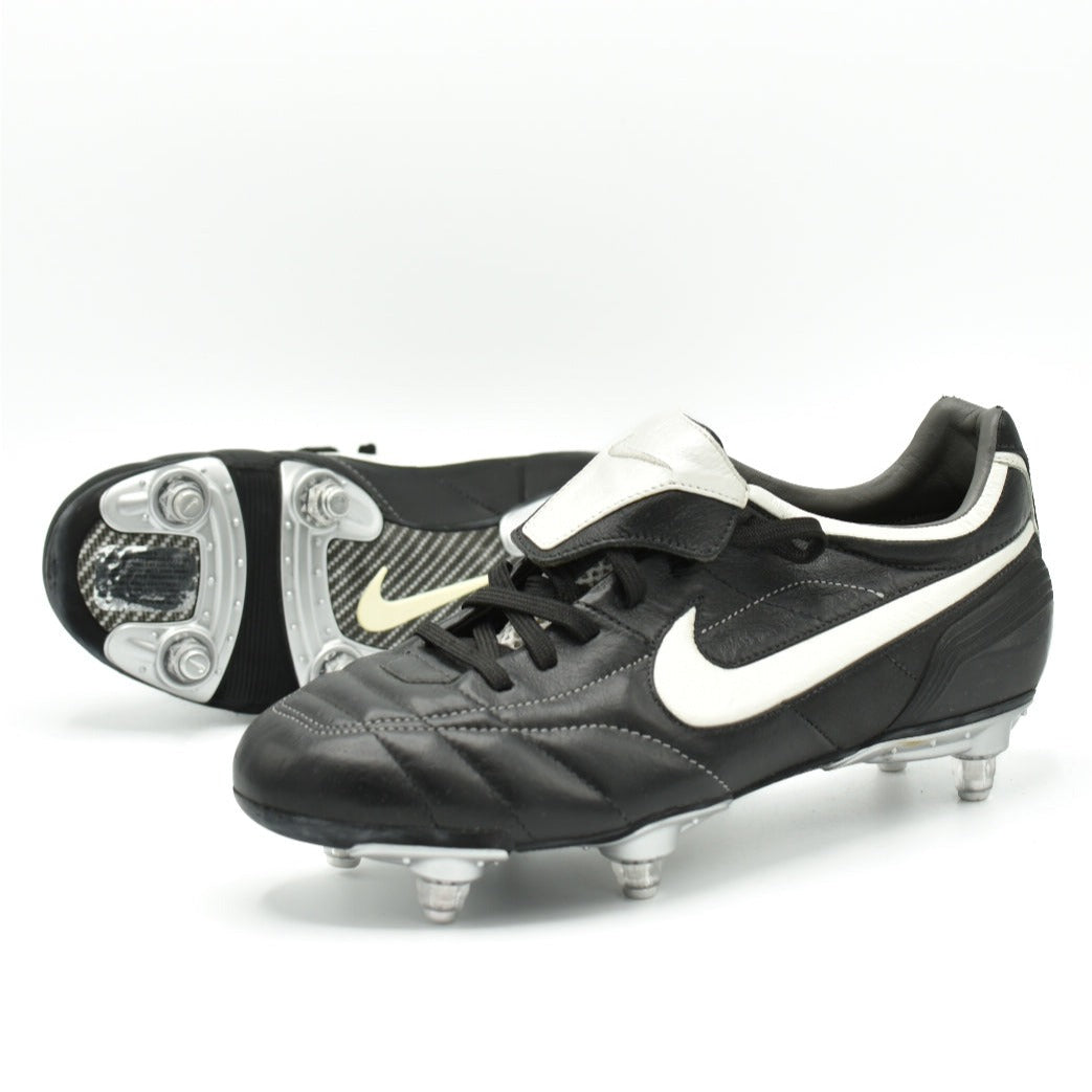 Nike Tiempo Air Legend SG Ronaldinho RARE Size 11.5 US | eBay