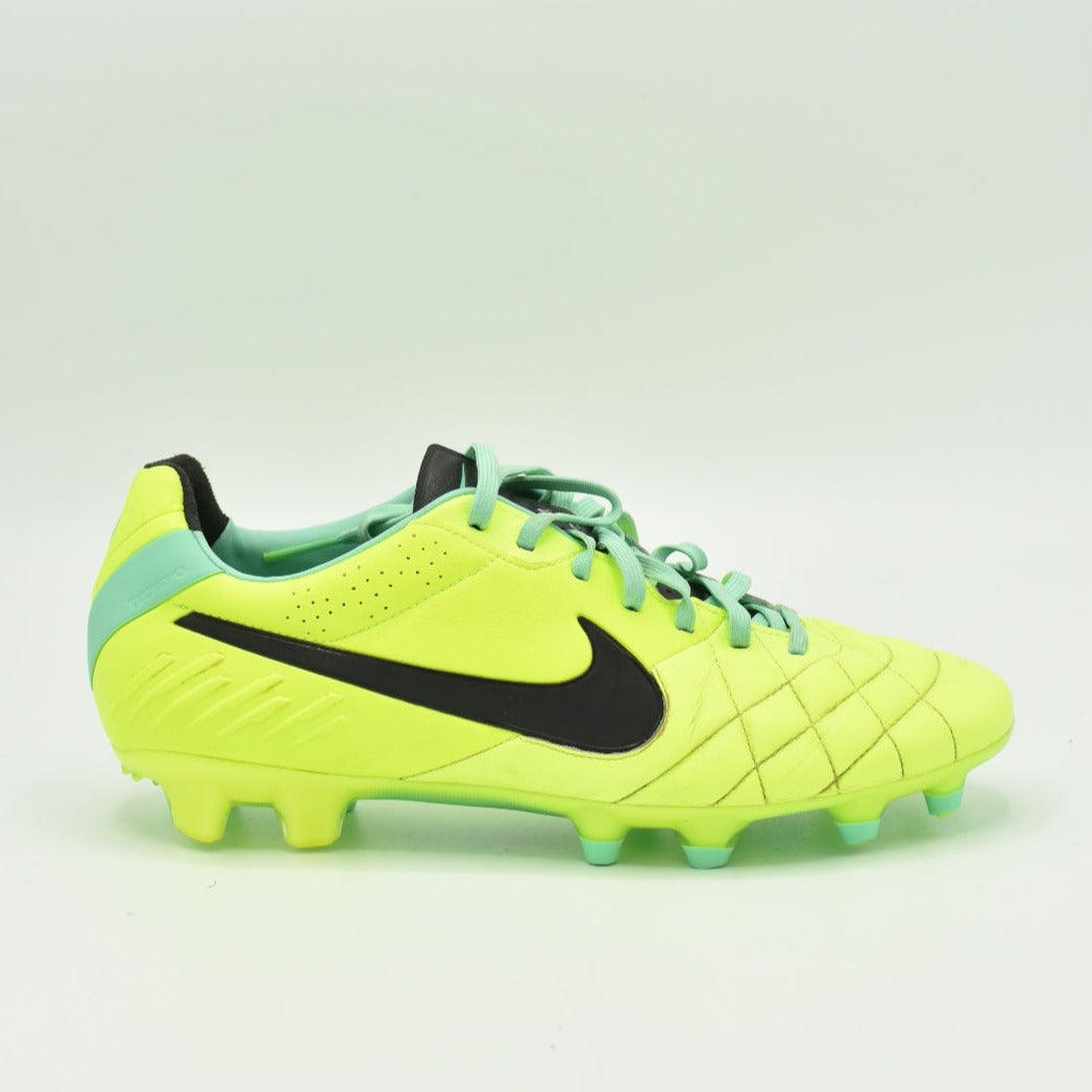 nike tiempo legend iv volt