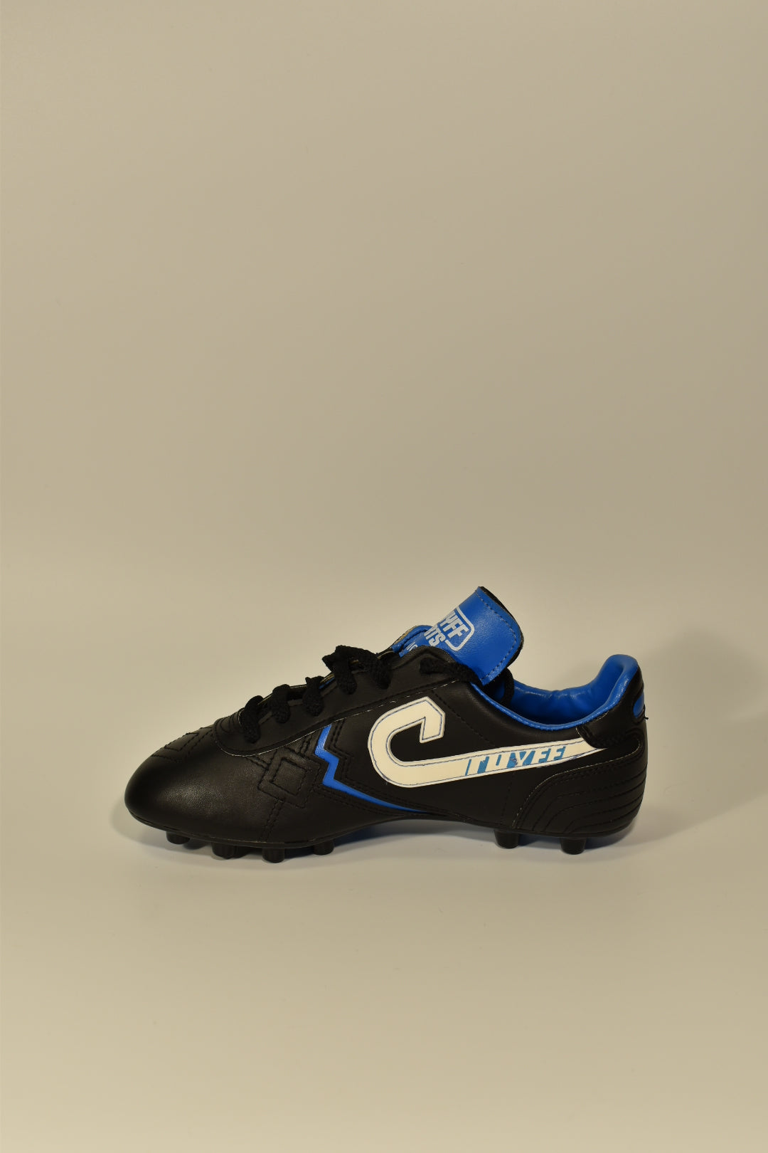 SPECIAL CRUYFF SENIOR FOOTBALL BOOTS FROM THE 2000'S.